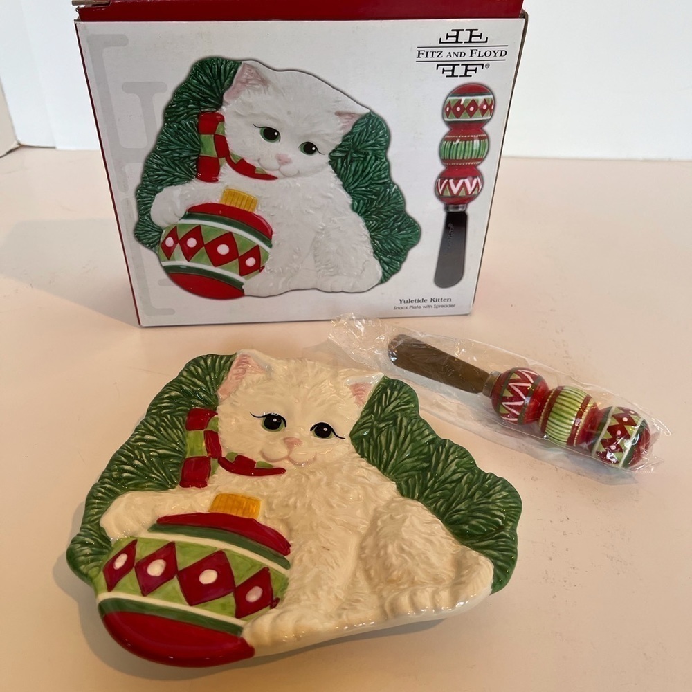 Yuletide Kitten Snack Plate with Spreader
